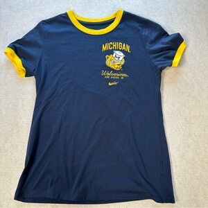 Nike Women's University of Michigan Wolverines Vintage Graphic Tee Shirt Small